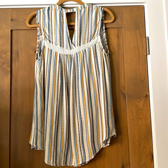 NWT Lola P. Sleeveless Blouse Top Womens S Stripes Bohemian crochet Embroidery - Picture 3 of 11
